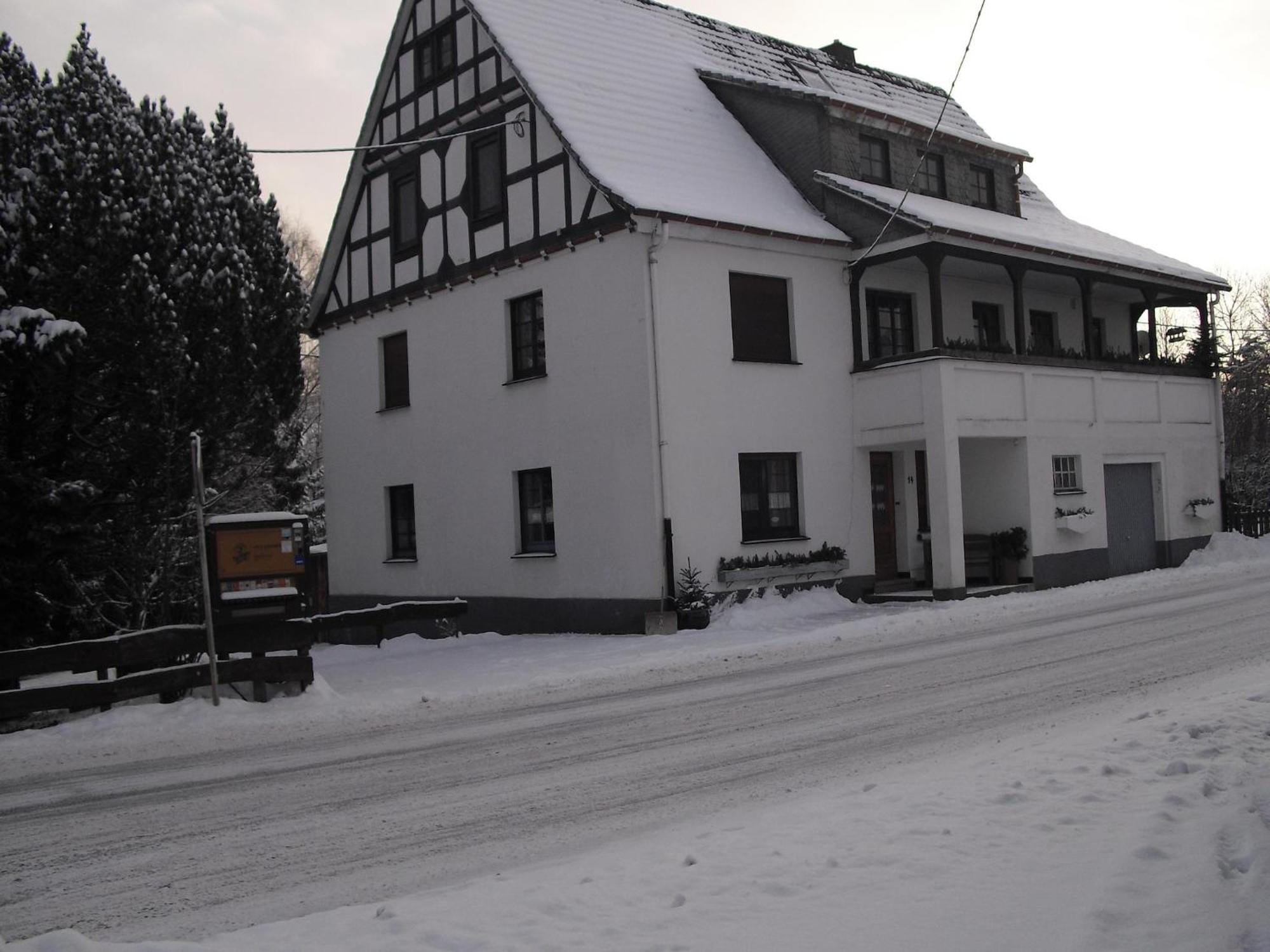 Cosy Apartment In Menkhausen Near The Ski Area سشمالنبرغ المظهر الخارجي الصورة